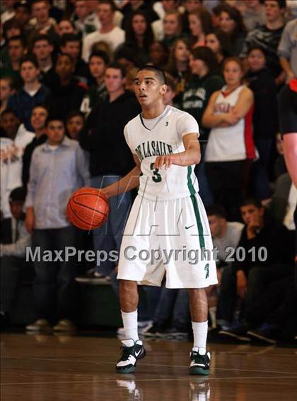 Thumbnail 1 in Washington @ De La Salle (CIF NCS D1 Playoffs) photogallery.