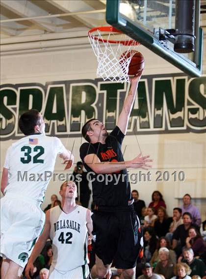 Thumbnail 1 in Washington @ De La Salle (CIF NCS D1 Playoffs) photogallery.