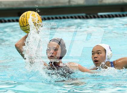 Thumbnail 1 in St. Ignatius vs Righetti (St. Francis Autumn Invitational) photogallery.