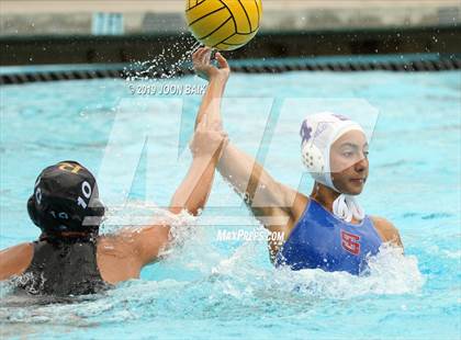 Thumbnail 1 in St. Ignatius vs Righetti (St. Francis Autumn Invitational) photogallery.