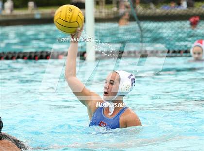Thumbnail 3 in St. Ignatius vs Righetti (St. Francis Autumn Invitational) photogallery.