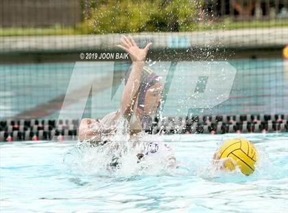 Thumbnail 2 in St. Ignatius vs Righetti (St. Francis Autumn Invitational) photogallery.