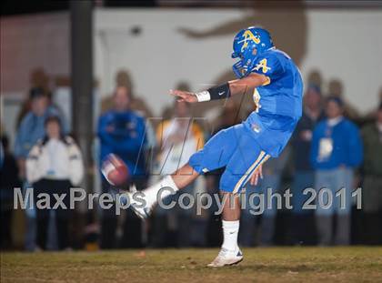 Thumbnail 3 in Crespi @ Bishop Amat photogallery.