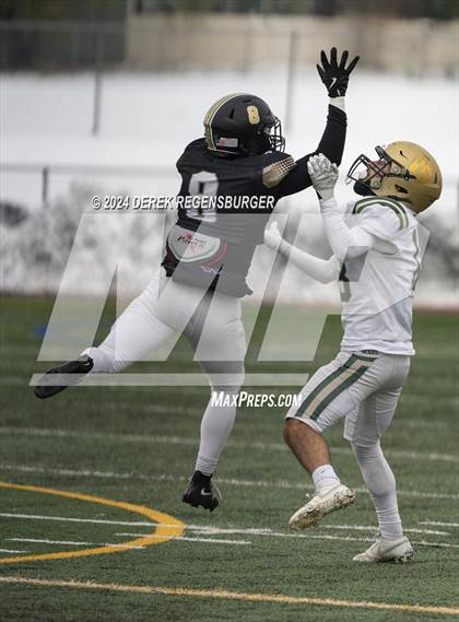 Thumbnail 1 in Bear Creek vs Monarch (CHSAA 4A Playoffs Round 1) photogallery.