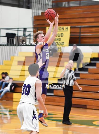 Thumbnail 1 in Rincon/University vs. Queen Creek (Judy Dixon Holiday Tournament) photogallery.