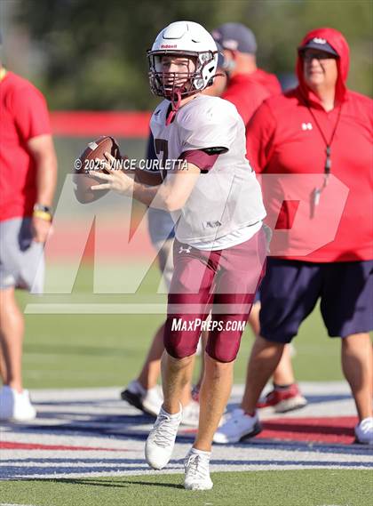 Thumbnail 2 in Davenport @ Wimberley (Scrimmage) photogallery.