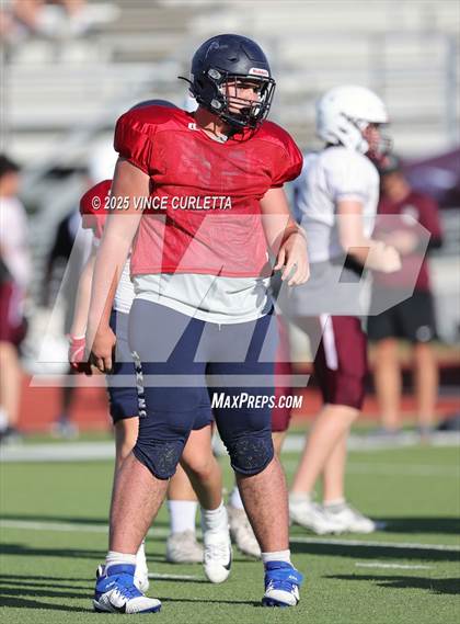 Thumbnail 2 in Davenport @ Wimberley (Scrimmage) photogallery.
