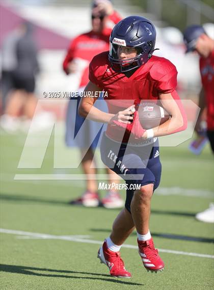 Thumbnail 3 in Davenport @ Wimberley (Scrimmage) photogallery.