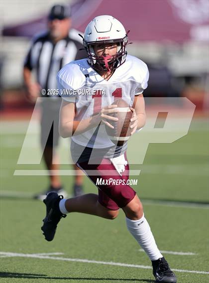 Thumbnail 1 in Davenport @ Wimberley (Scrimmage) photogallery.