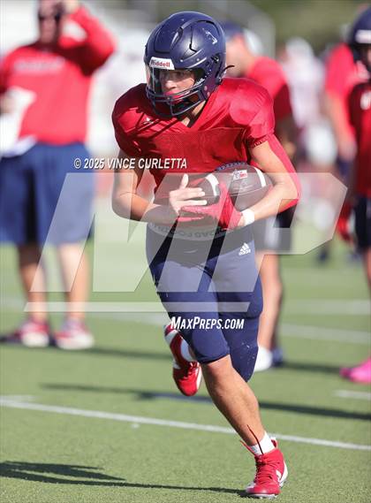 Thumbnail 1 in Davenport @ Wimberley (Scrimmage) photogallery.