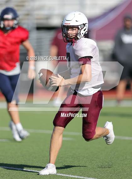 Thumbnail 3 in Davenport @ Wimberley (Scrimmage) photogallery.