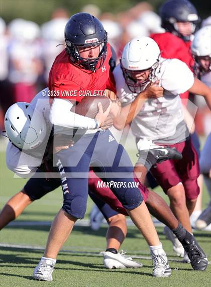 Thumbnail 1 in Davenport @ Wimberley (Scrimmage) photogallery.