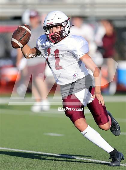Thumbnail 1 in Davenport @ Wimberley (Scrimmage) photogallery.
