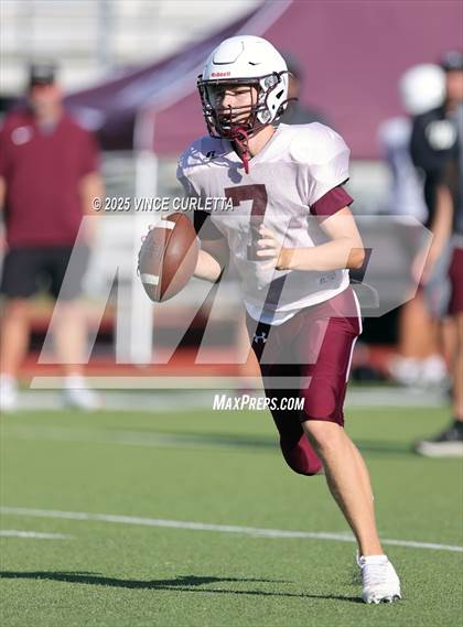 Thumbnail 3 in Davenport @ Wimberley (Scrimmage) photogallery.