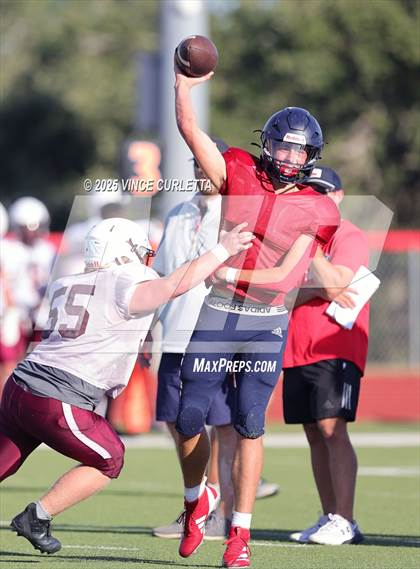 Thumbnail 3 in Davenport @ Wimberley (Scrimmage) photogallery.