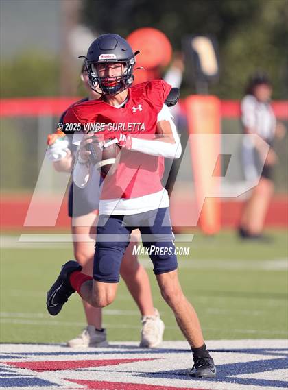 Thumbnail 1 in Davenport @ Wimberley (Scrimmage) photogallery.