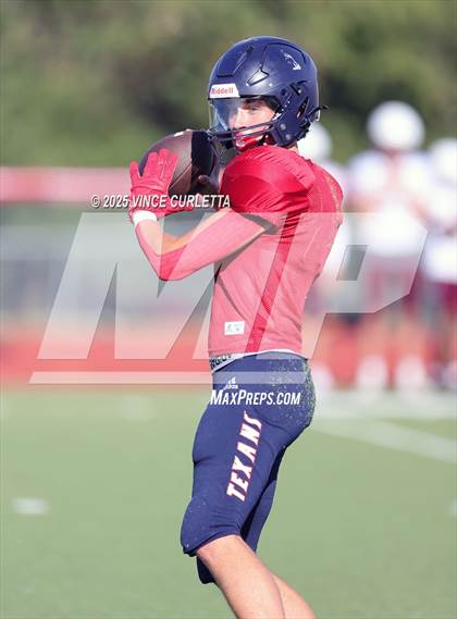 Thumbnail 3 in Davenport @ Wimberley (Scrimmage) photogallery.