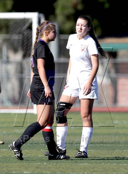 Thumbnail 2 in Valencia vs. Hart (Hart Showcase Final) photogallery.