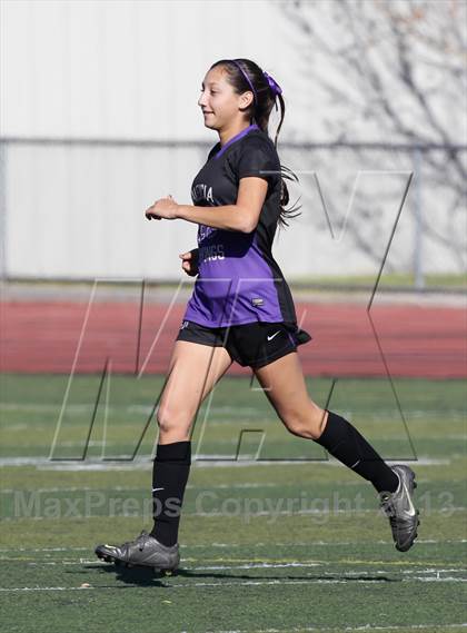 Thumbnail 3 in Valencia vs. Hart (Hart Showcase Final) photogallery.