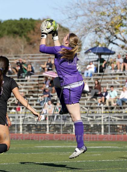 Thumbnail 3 in Valencia vs. Hart (Hart Showcase Final) photogallery.
