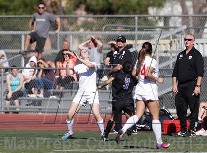 Thumbnail 2 in Valencia vs. Hart (Hart Showcase Final) photogallery.