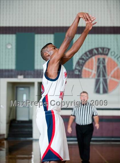 Thumbnail 3 in Atascocita @ West Monroe  (McDonalds Texas Invitational) photogallery.