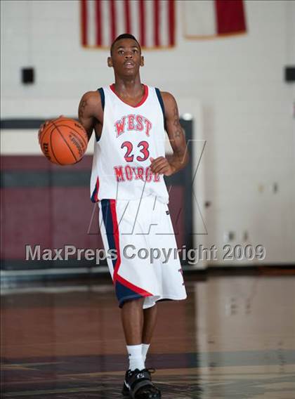 Thumbnail 3 in Atascocita @ West Monroe  (McDonalds Texas Invitational) photogallery.