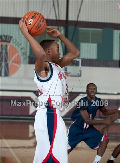Thumbnail 1 in Atascocita @ West Monroe  (McDonalds Texas Invitational) photogallery.