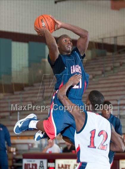 Thumbnail 1 in Atascocita @ West Monroe  (McDonalds Texas Invitational) photogallery.