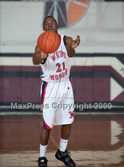 Thumbnail 3 in Atascocita @ West Monroe  (McDonalds Texas Invitational) photogallery.