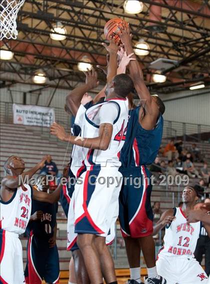 Thumbnail 1 in Atascocita @ West Monroe  (McDonalds Texas Invitational) photogallery.