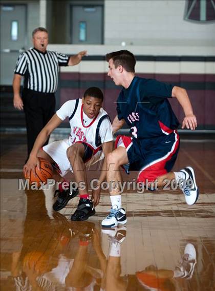 Thumbnail 2 in Atascocita @ West Monroe  (McDonalds Texas Invitational) photogallery.