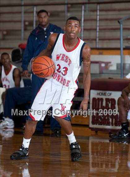 Thumbnail 2 in Atascocita @ West Monroe  (McDonalds Texas Invitational) photogallery.