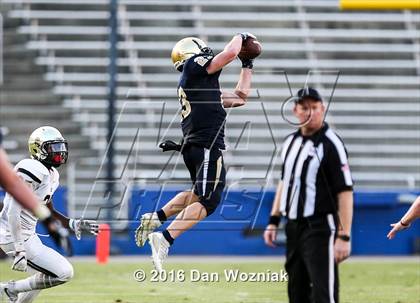 Thumbnail 1 in Plano East vs. Dallas Jesuit (Cotton Bowl Stadium Prep Showcase) photogallery.