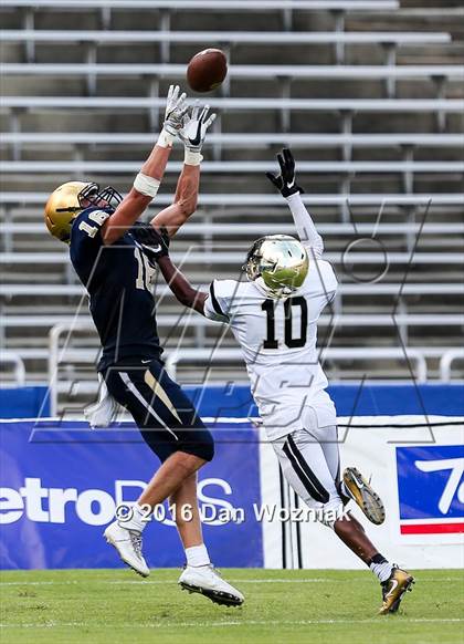 Thumbnail 3 in Plano East vs. Dallas Jesuit (Cotton Bowl Stadium Prep Showcase) photogallery.