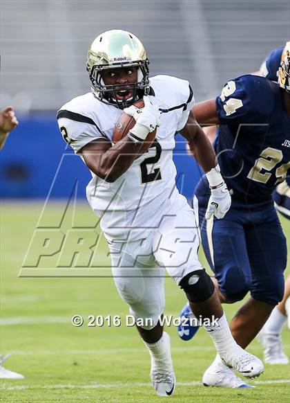 Thumbnail 1 in Plano East vs. Dallas Jesuit (Cotton Bowl Stadium Prep Showcase) photogallery.