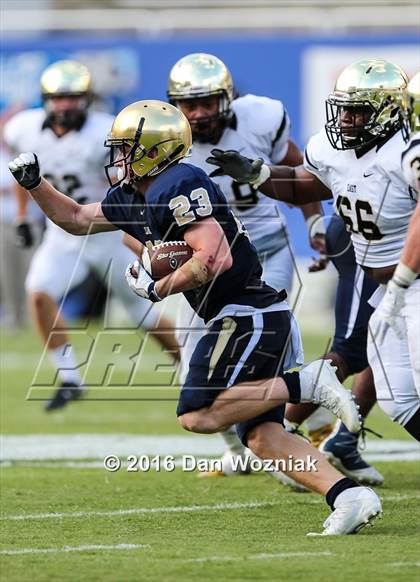 Thumbnail 2 in Plano East vs. Dallas Jesuit (Cotton Bowl Stadium Prep Showcase) photogallery.