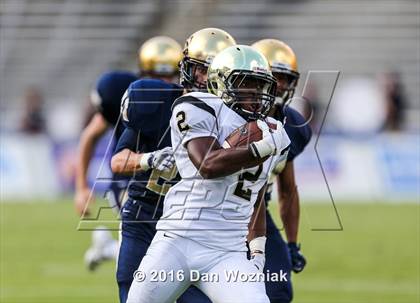 Thumbnail 2 in Plano East vs. Dallas Jesuit (Cotton Bowl Stadium Prep Showcase) photogallery.