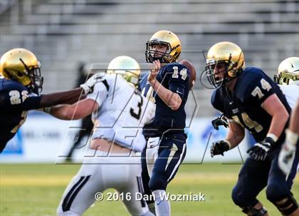 Thumbnail 2 in Plano East vs. Dallas Jesuit (Cotton Bowl Stadium Prep Showcase) photogallery.