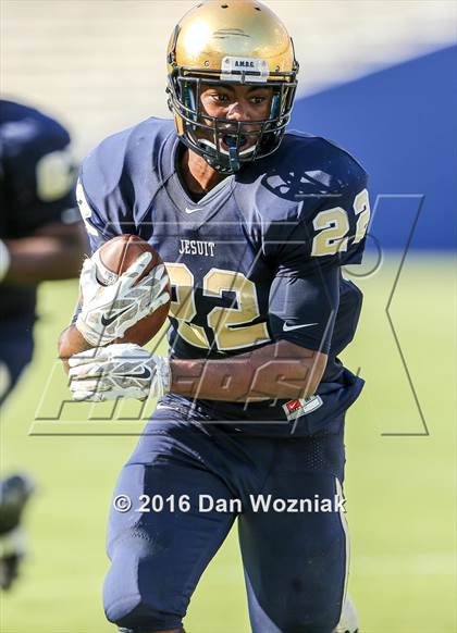 Thumbnail 3 in Plano East vs. Dallas Jesuit (Cotton Bowl Stadium Prep Showcase) photogallery.