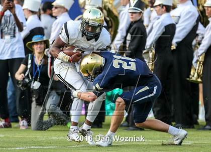 Thumbnail 2 in Plano East vs. Dallas Jesuit (Cotton Bowl Stadium Prep Showcase) photogallery.