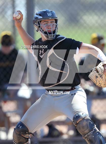 Thumbnail 3 in Sahuarita vs. Salpointe Catholic (Lancer Classic) photogallery.