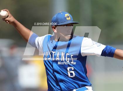 Thumbnail 3 in Sahuarita vs. Salpointe Catholic (Lancer Classic) photogallery.