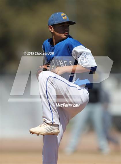 Thumbnail 3 in Sahuarita vs. Salpointe Catholic (Lancer Classic) photogallery.