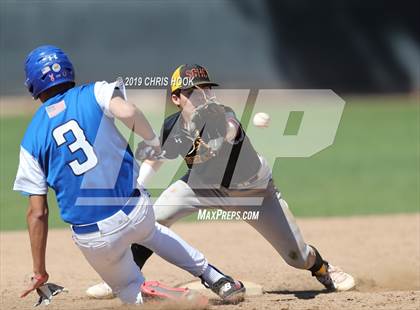 Thumbnail 2 in Sahuarita vs. Salpointe Catholic (Lancer Classic) photogallery.