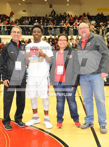 Thumbnail 2 in Rancho Verde vs. Maranatha (CIF-SS 1AA Final) photogallery.