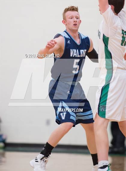 Thumbnail 3 in Valor Christian vs. ThunderRidge photogallery.