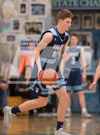 Thumbnail 3 in Valor Christian vs. ThunderRidge photogallery.
