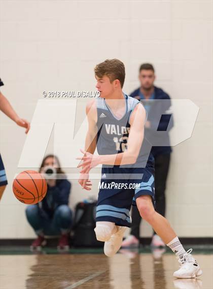 Thumbnail 2 in Valor Christian vs. ThunderRidge photogallery.