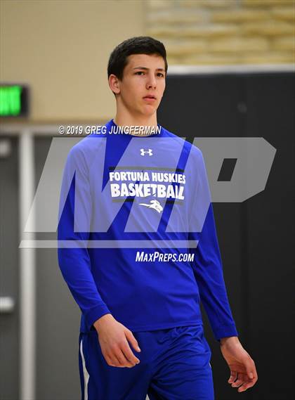Thumbnail 2 in Branson vs. Fortuna (CIF NCS Div 4 Final) photogallery.